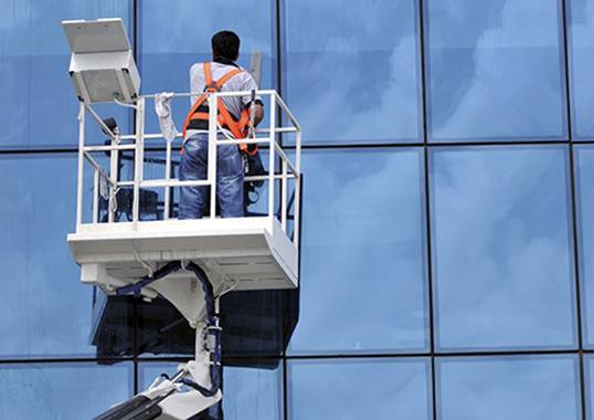 Window & Facade Cleaning